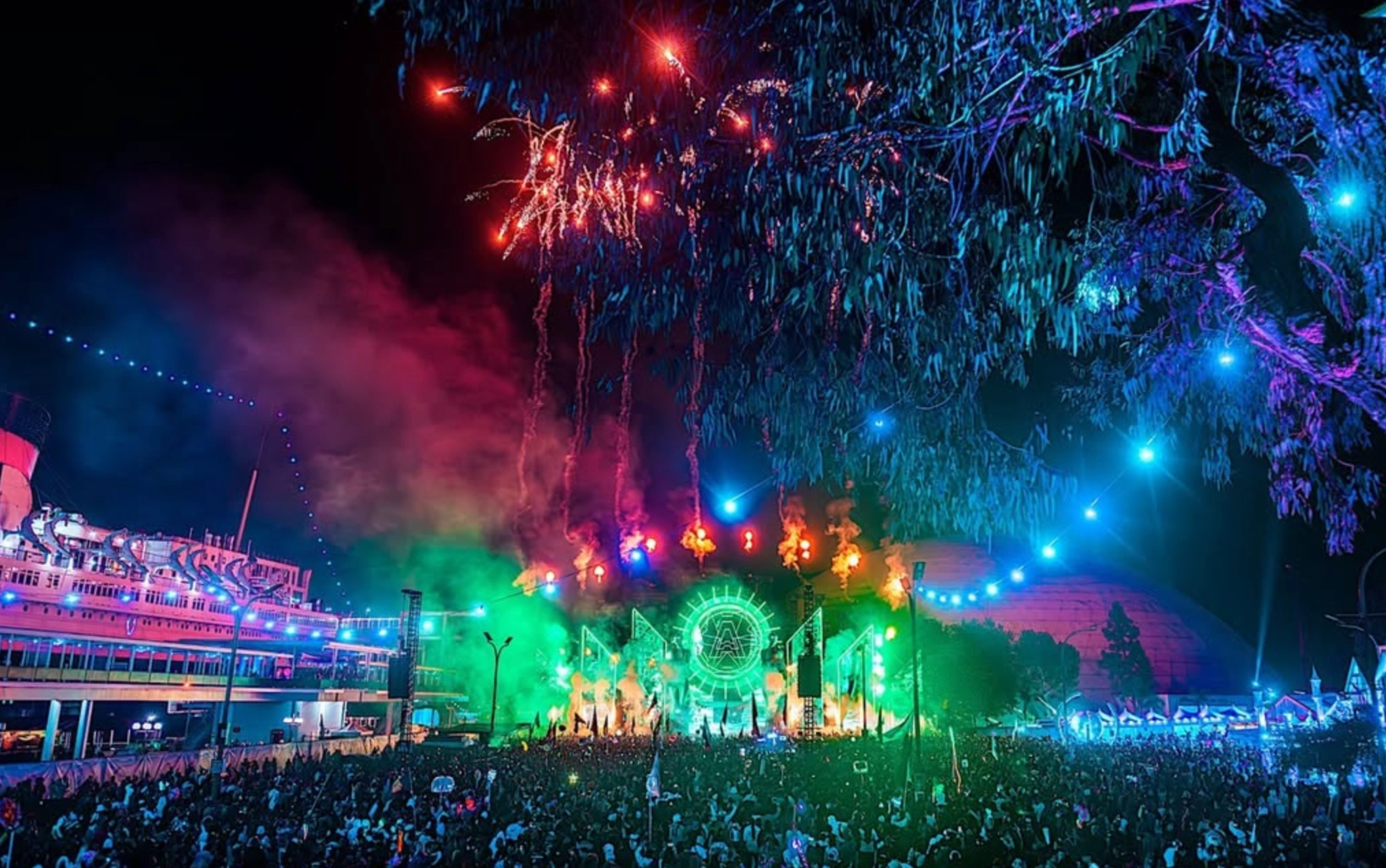 How to Spend New Year's Eve in Los Angeles Events and Activities 2025